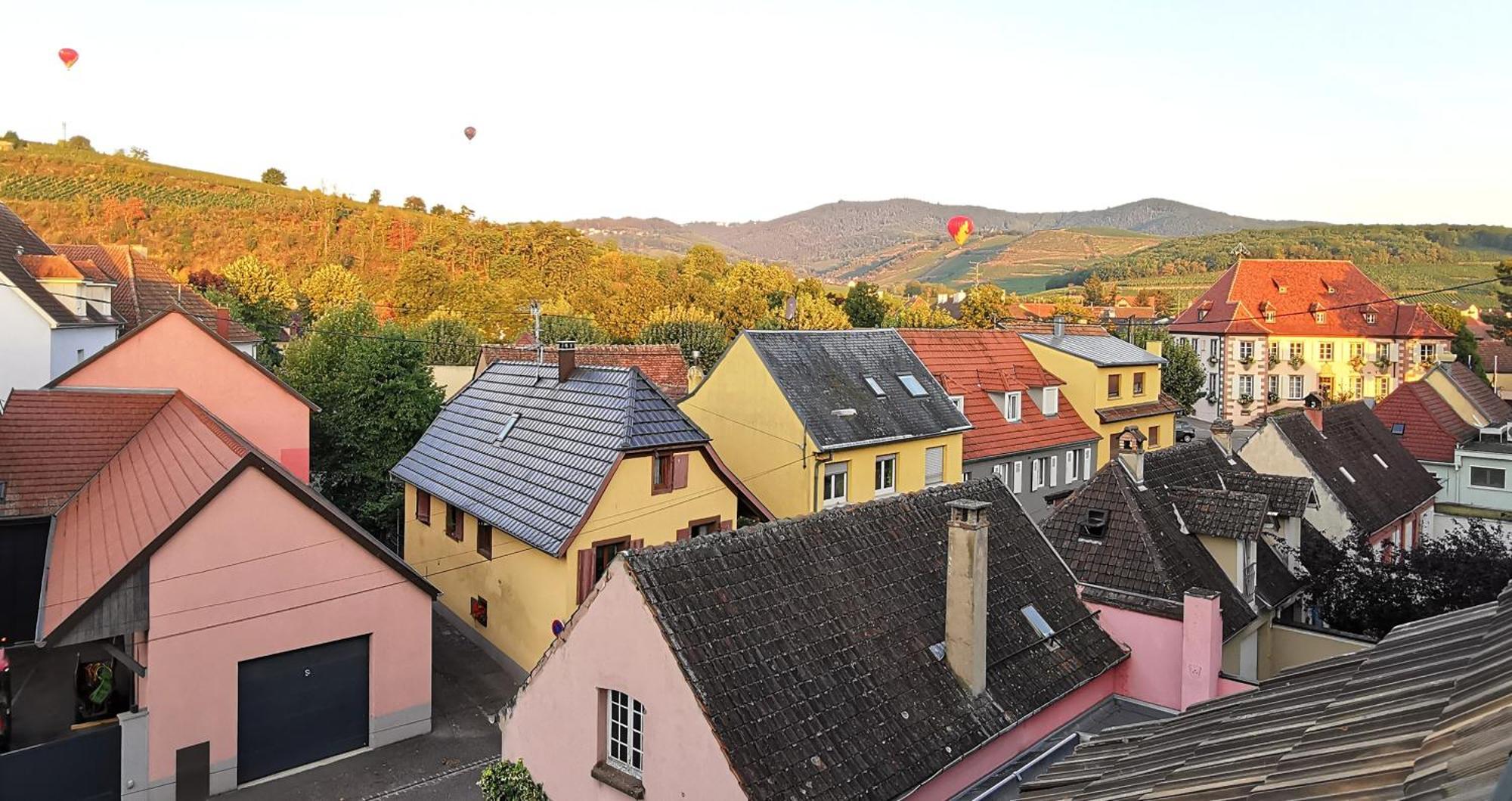 Entre Ville Et Vignes - Gite Classe 3 Etoiles Ингерсайм Экстерьер фото